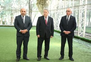 İNSTİTUTLARARASI FUTBOL YARAŞININ AÇILIŞ MƏRASİMİ OLUB FOTOLAR