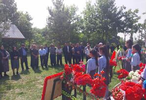 Oğuzda şəhid Tural Məmmədovun xatirəsi anılıb FOTOLAR