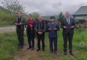 Şəhidimizin doğum günü məzarı ziyarət olundu - ŞƏRH