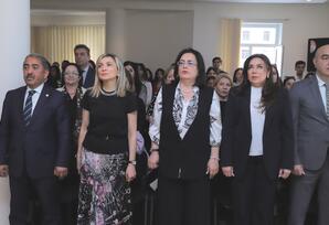 Nəsimidə Müstəqillik Gününə həsr edilmiş tədbir keçirilib FOTOLAR