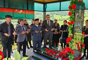 Gədəbəydə şəhid Quliyev Nofəl İlham oğlunun məzarı ziyarət edilib FOTOLAR