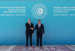 İlham Əliyev TDT-nin Dövlət başçılarının qeyri-rəsmi Zirvə görüşündə iştirak edən dövlət və hökumət başçılarını qarşılayıb - FOTOLAR
