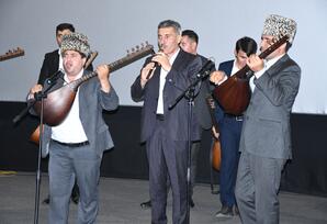 “Sarı Aşıqdan Aşıq Şəmşirə: azad ruhlar işığında” FOTOLAR