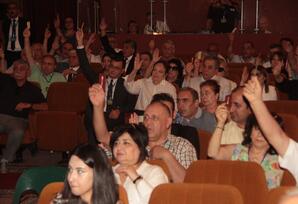 Teatrları dirçəltməyin yolları