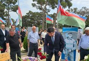 Şəhid Həmidağa Hüseynzadənin doğum günündə məzarı ziyarət olunub FOTOLAR