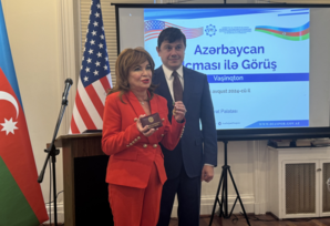 Vaşinqtonda Azərbaycan icması ilə görüş keçirilib - FOTOLAR