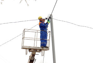 Gədəbəyin daha bir kəndində elektrik şəbəkəsi yenilənib - FOTO