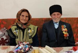 Bir yastıqdan “Gümüş”, “Qızıl”, “Brilyant”  toya... -ARAŞDIRMA