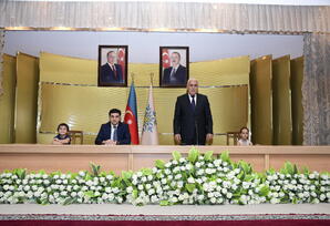 Xətai rayonunda birincilərlə görüş keçirilib