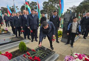 Yasamal rayonunda şəhidlərin əziz xatirələri yad olunub FOTOLAR