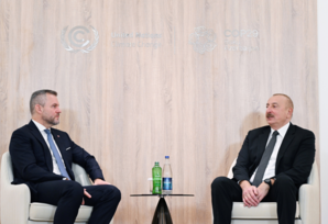 İlham Əliyev Slovakiya Prezidenti ilə görüş keçirib