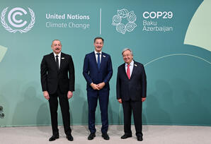 Bakıda COP29-un Liderlər Sammitinin iştirakçılarının qarşılanma mərasimi keçirilib - YENİLƏNİB - FOTOLAR