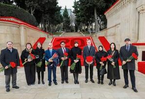 BMT-nin Azərbaycandakı rezident əlaqələndiricisi Şəhidlər xiyabanını ziyarət edib - FOTO 