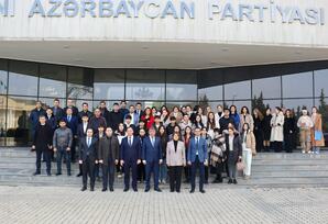 Qürurlu və əzəmətli  Azərbaycan gəncliyi