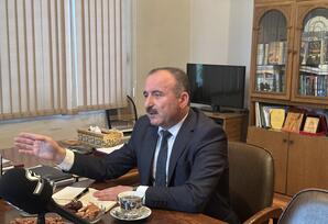 Türkiyə Səfirliyinin müşaviri Cihangir İşbilir SƏS Media Qrupunun qonağı olub - FOTOLAR 