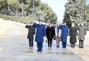 Azərbaycan və Türkiyə arasında hərbi əməkdaşlıq müzakirə olunub - FOTOLAR 