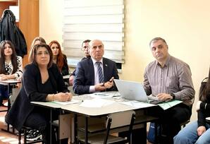 “Uşaq əməyinin istismarı və onun müəyyən edilməsi üzrə indikatorlar” - FOTOLAR