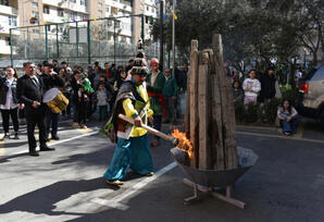 Paytaxtın abad məhəllələrindəki Novruz şənlikləri davam edir - FOTOLAR 