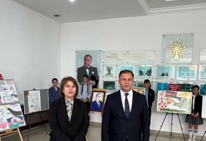 YAP Samux rayon təşkilatında rəsm sərgisi keçirilib - FOTOLAR