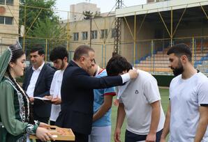 Yasamal rayonunda Ümummilli Lider Heydər Əliyevin anadan olmasının 102-ci ildönümünə həsr olunmuş idman yarışlarına yekun vurulub - FOTOLAR