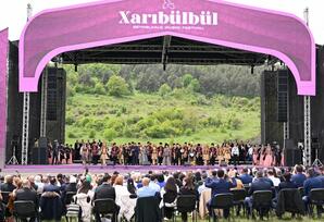 30 il sonrakı Xarıbülbül festivalı-musiqili Zəfər