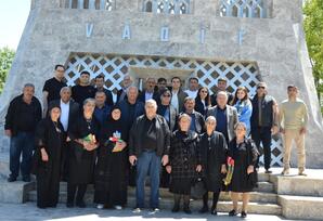 "Konstitusiya və Suverenlik İli"