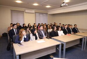 YAP Gəncə şəhər təşkilatında “Heydər Əliyev məktəbi” adlı layihəyə uğurla  başa çatıb