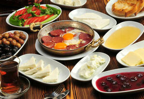 Stresslə mübarizənin açarı səhər yeməyidir