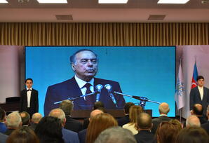 Yasamal rayonunda “Müstəqilliyə aparan yolda Ulu Öndər Heydər Əliyevin müdrikliyi” mövzusunda tədbir keçirilib