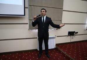 Yasamal rayonunda “Azərbaycanın taleyini dəyişən gün: 15 İyunun strateji əhəmiyyəti” mövzusunda tədbir keçirilib