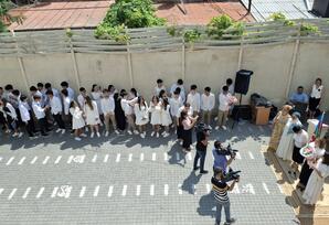 11 illik unudulmaz məktəb yolunun son zəngi: 162 nömrəli məktəbdən REPORTAJ - FOTOLAR