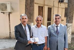 Peşəsinə sadiq qəhrəmanlar