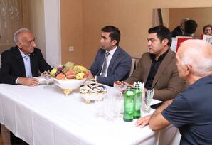 YAP Gəncə şəhər təşkilatının veteran üzvünün 90 illik yubileyi qeyd olunub