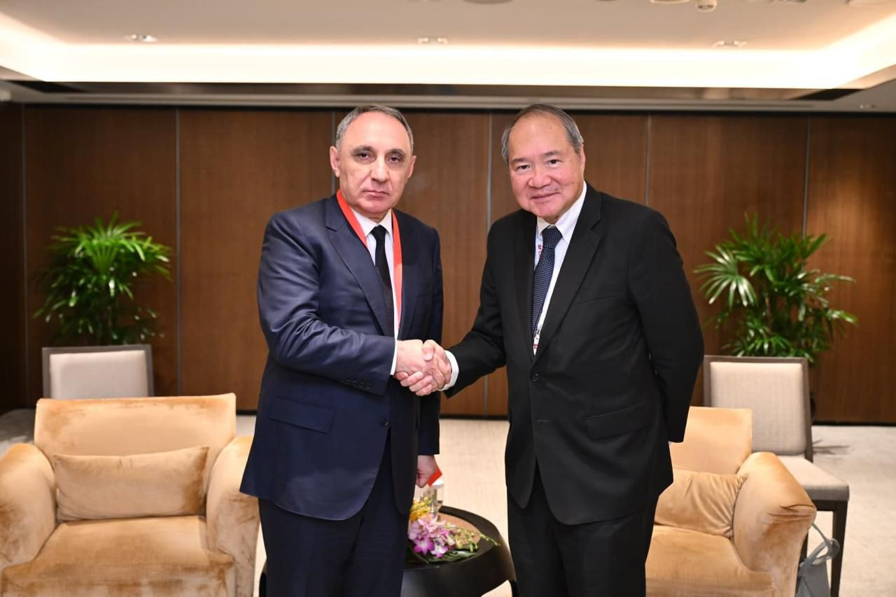 Baş prokuror Kamran Əliyev Sinqapurda görüşlər keçirib