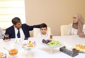 Gəncədə şəhid övladlarına məktəb ləvazimatları təqdim olunub - FOTO