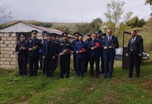 Şəhidin məzarı ziyarət olundu, ruhuna dualar oxundu