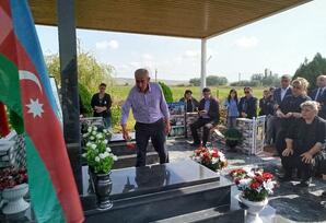 Vətən müharibəsi şəhidi Akif Bəşirovun ildönümündə xatirəsi anılıb