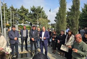 44 günlük Vətən müharibəsi şəhidi Qasımov İsmayıl Sadiq oğlunun şəhadətinin beşinci ildönümündə məzarı ziyarət olunub