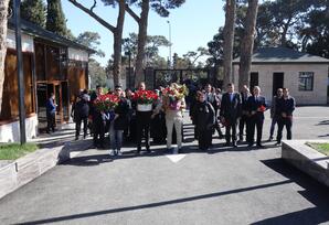 Hərbi Memorial Məzarlıqda 44 günlük Vətən müharibəsi şəhidlərinin əziz xatirələri yad olunub