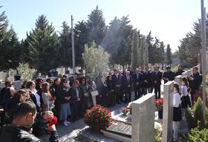 Hərbi Memorial Məzarlıqda 44 günlük Vətən müharibəsi şəhidlərinin əziz xatirələri yad olunub