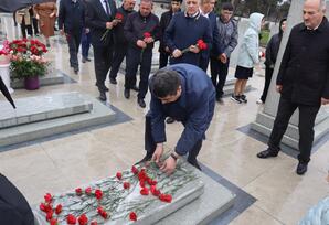44 günlük Vətən müharibəsi şəhidi əsgər Xəyal Balakişiyevin doğum günündə məzarı ziyarət olunub