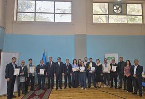 Yasamal rayonunda silsilə idman yarışlarına (minifutbol, şahmat və dama) start verilib