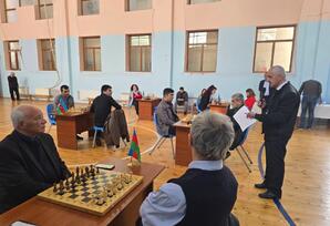 Yasamal rayonunda şahmat idman növü üzrə idman yarışına start verilib