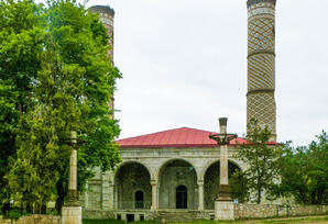 "Azərbaycanda bütün dinlərin tarixi-dini abidələri qorunur, bərpa edilir, tikilir"