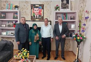 8 Noyabr - Zəfər Gününün beşinci ildönümü ilə əlaqədar  şəhid ailələri  ziyarət edilib
