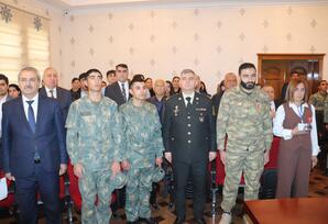 Ağcabədidə Zəfər Günü və Dövlət Bayrağı Günü münasibətilə tədbir keçirilib