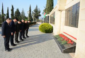 Tərtərdə Şəhidlər Abidə kompleksi ziyarət olunub