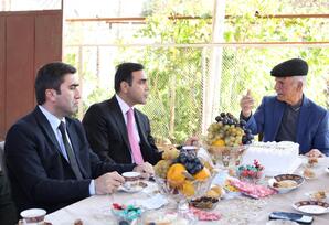 Milli Məclisin deputatı Anar Məmmədov şəhid ailəsini ziyarət edib