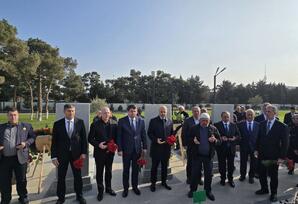Hərbi Memorial Məzarlıqda şəhidlərimizin məzarları ziyarət olunub