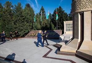 Şəmkirdə YAP-ın təsis edilməsinin 33-cü ildönümü qeyd olunub FOTOLAR